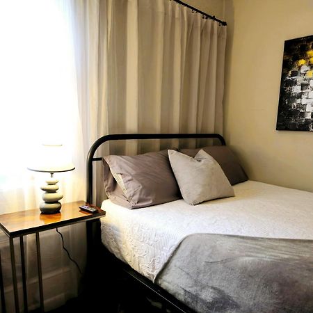 Charming! Near Cle Clinic/Uh/Cwru/Dwntwn W/Porch Villa Cleveland Buitenkant foto