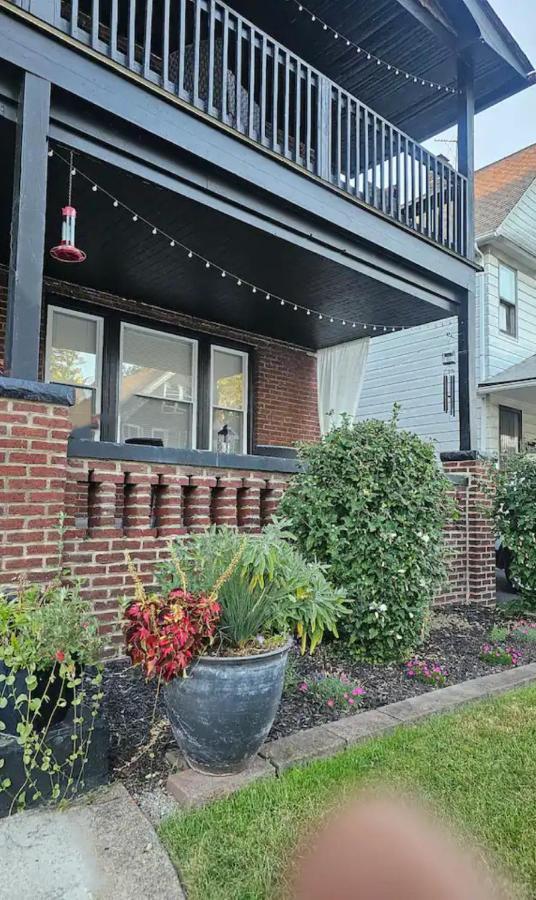 Charming! Near Cle Clinic/Uh/Cwru/Dwntwn W/Porch Villa Cleveland Buitenkant foto
